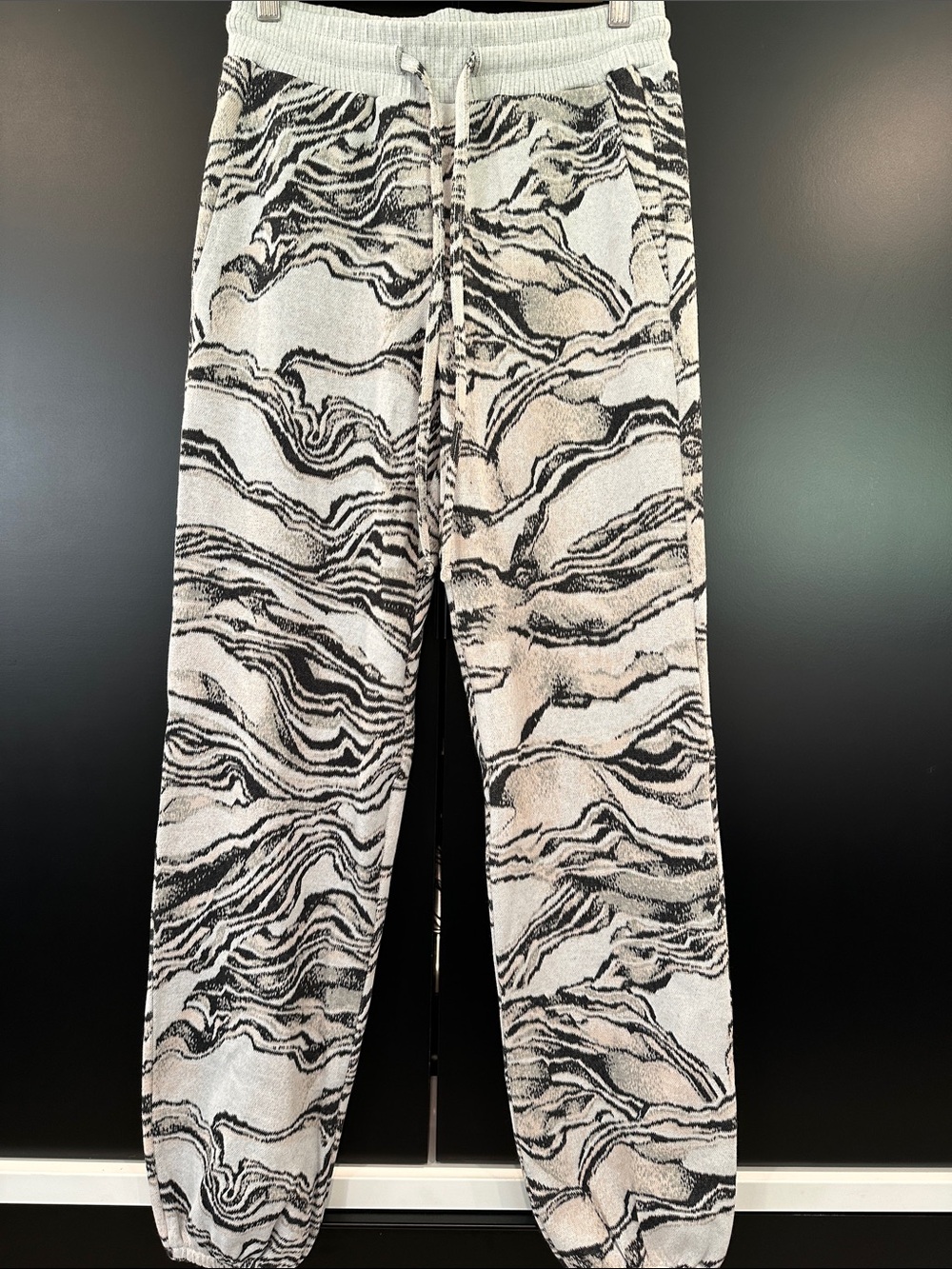 NEW Twenty Montreal Hyper Reality Canyon Strata Joggers